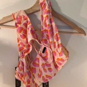 Brand: TRIANGL - Color: Pearl - Style: Maia